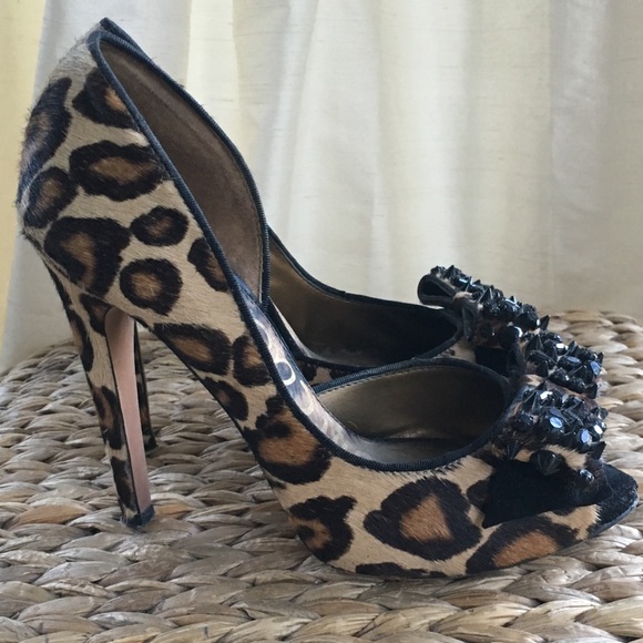Sam Edelman - Lorna Spike Bow Peep Toe Pumps - Picture 2 of 8